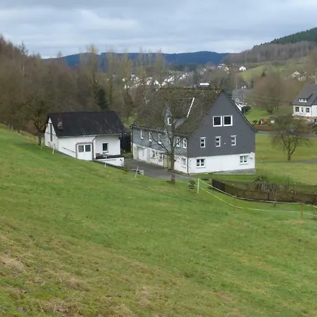 Broche Apartment Hilchenbach