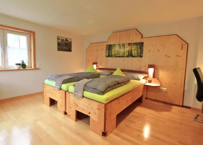 Broche شقة هيلشنباخ